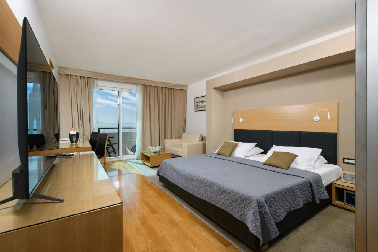Hotel San Antonio Podstrana Ngoại thất bức ảnh