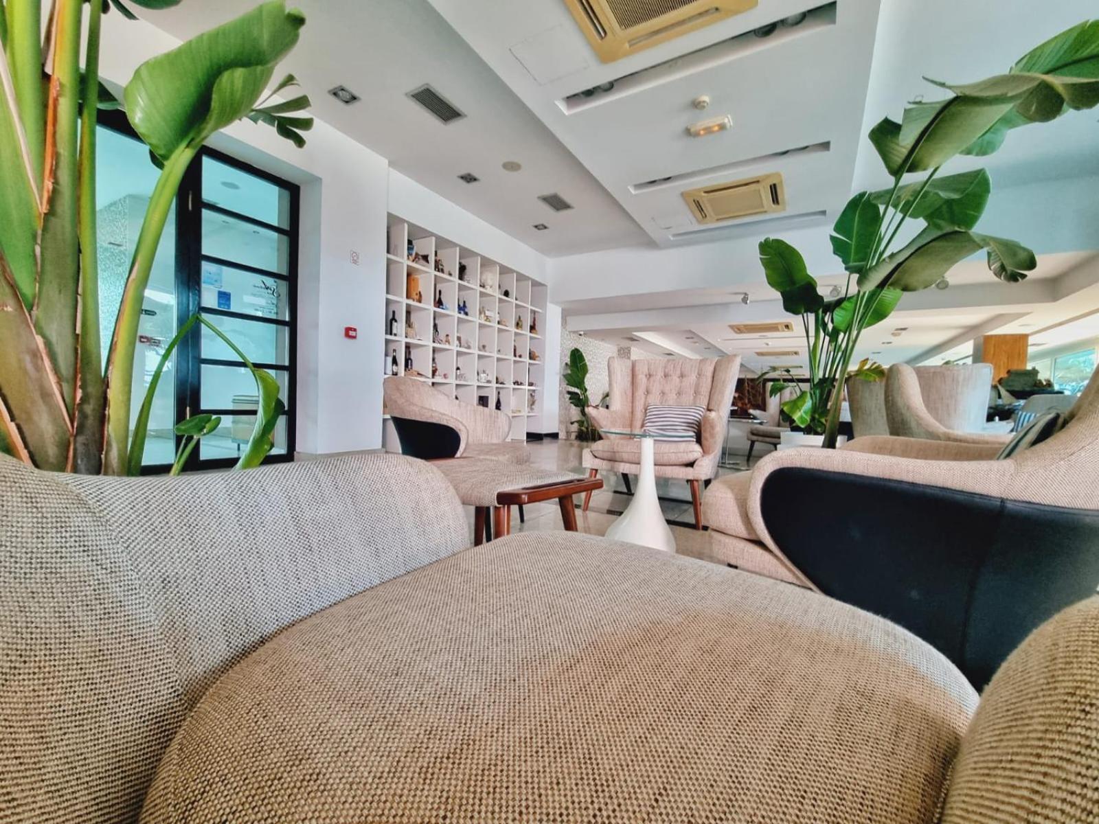 Hotel San Antonio Podstrana Ngoại thất bức ảnh