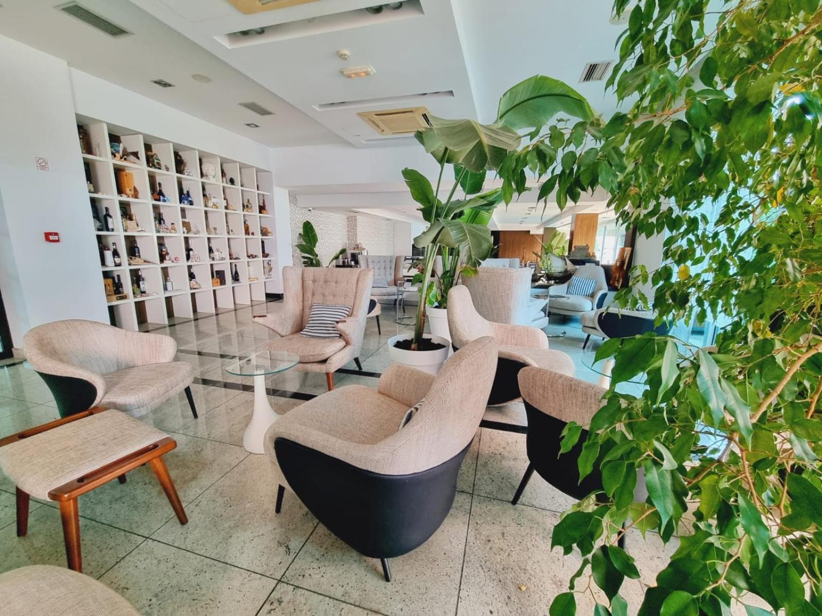 Hotel San Antonio Podstrana Ngoại thất bức ảnh