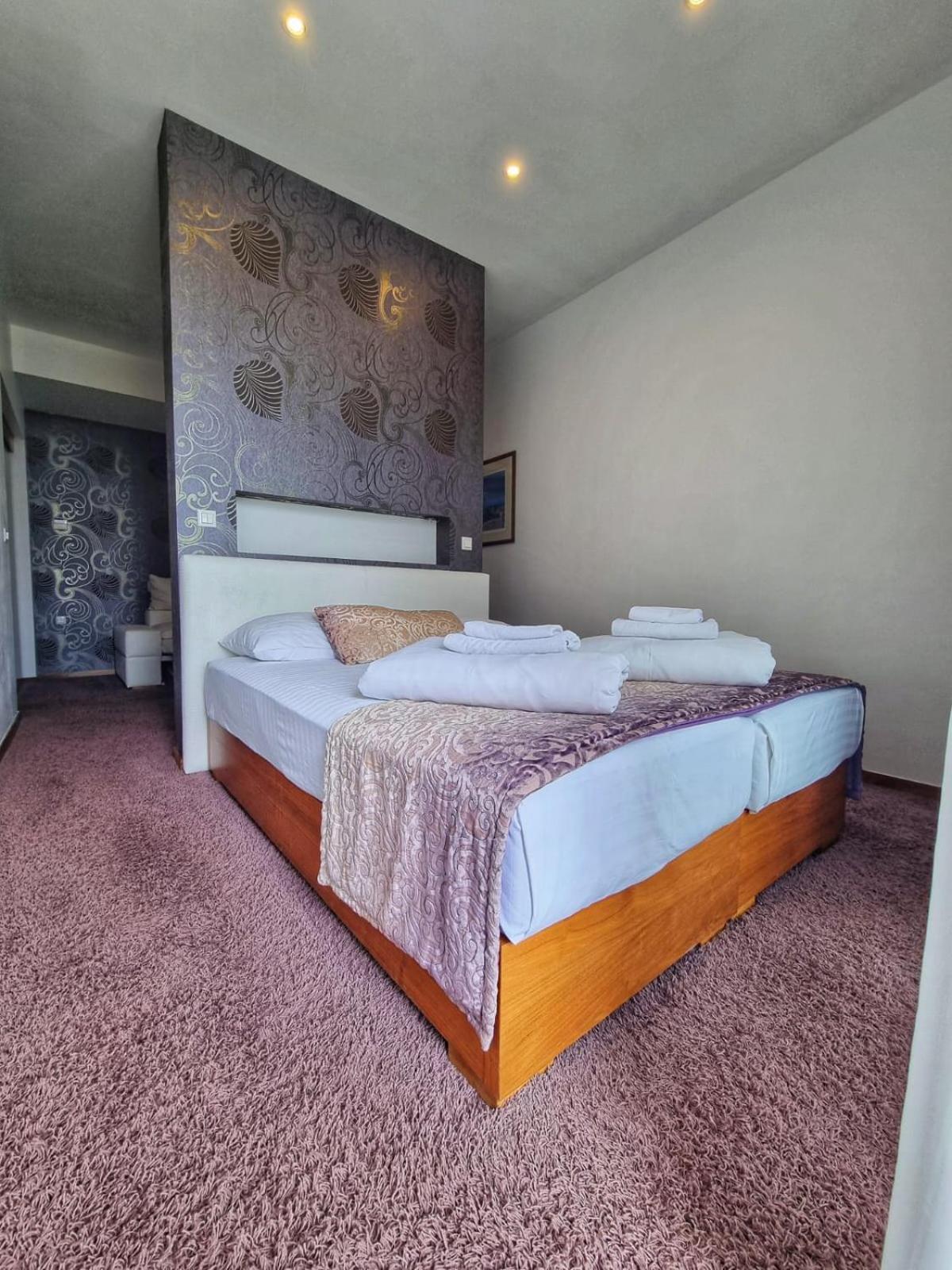 Hotel San Antonio Podstrana Ngoại thất bức ảnh