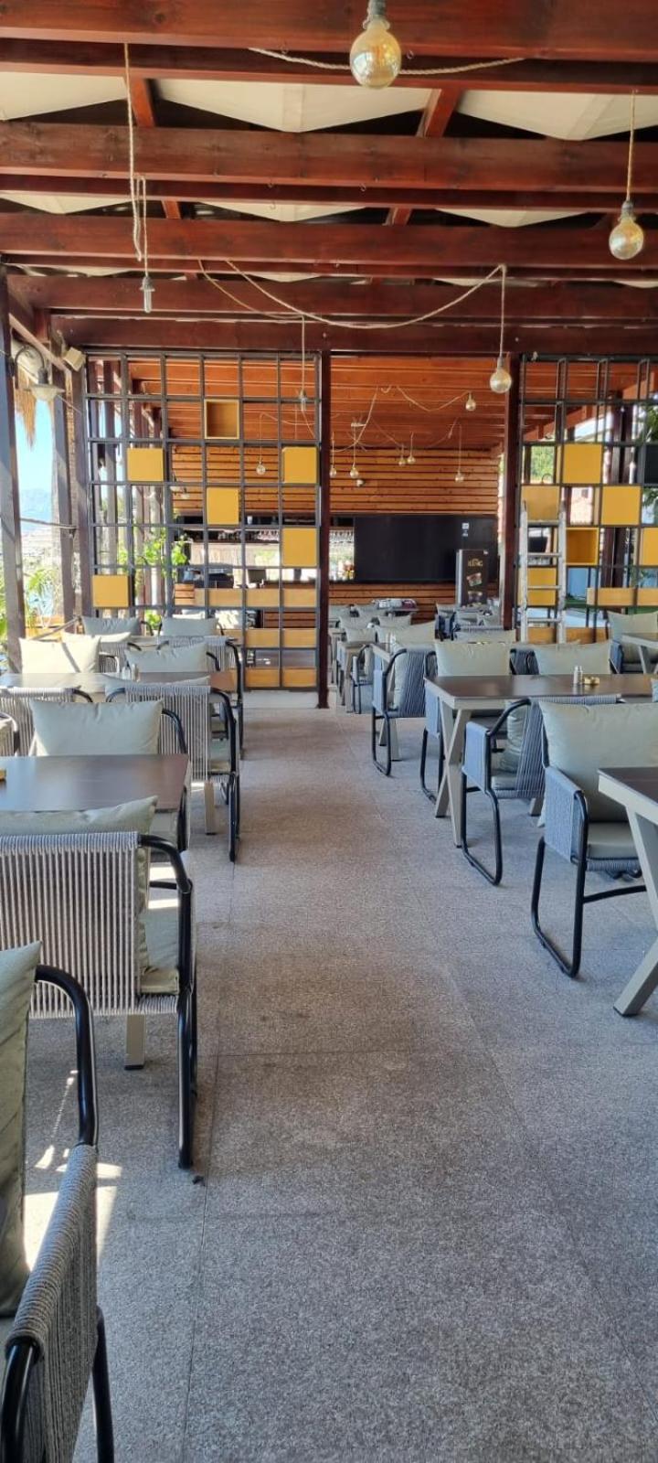 Hotel San Antonio Podstrana Ngoại thất bức ảnh