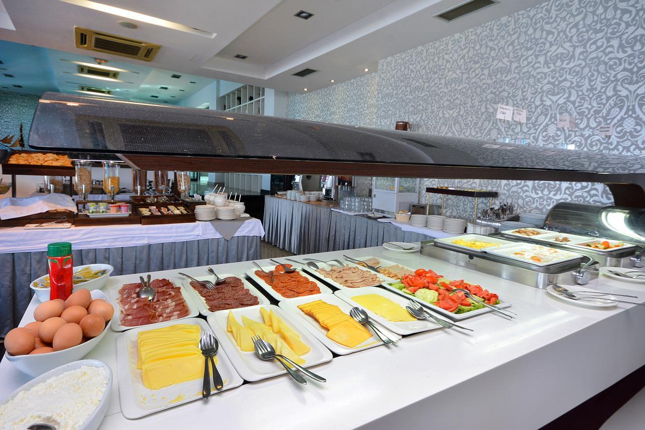 Hotel San Antonio Podstrana Ngoại thất bức ảnh